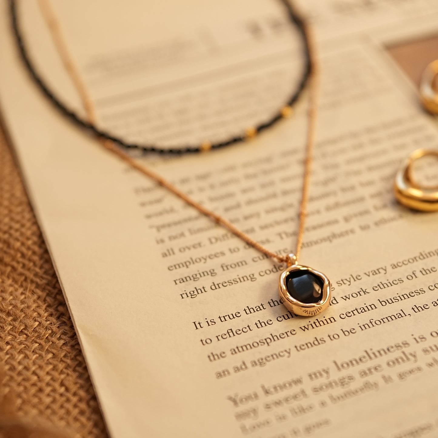 Obsidian Glow Black Agate Necklace