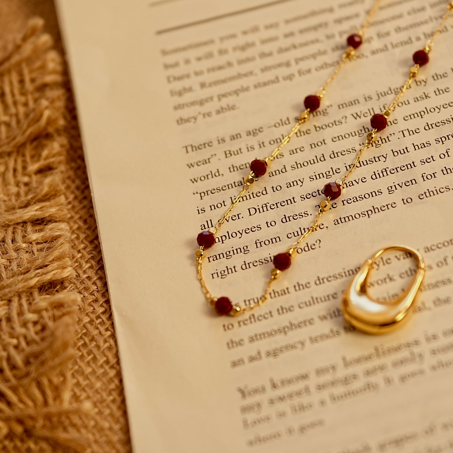 Luminous Rouge Golden Necklace