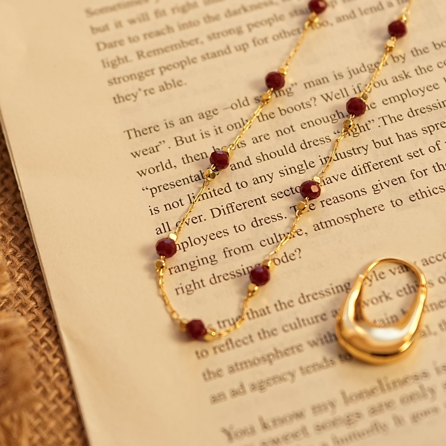 Luminous Rouge Golden Necklace