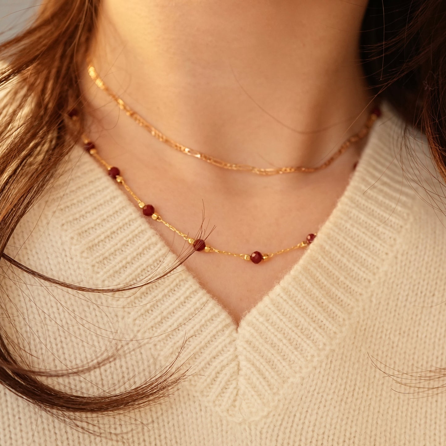 Luminous Rouge Golden Necklace