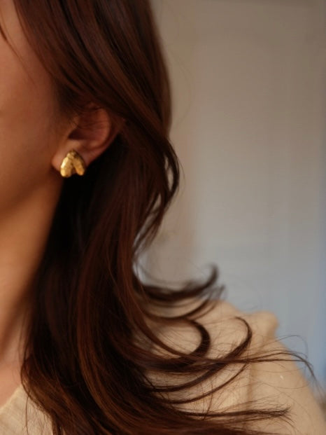 Textural Heart Upside Down Earrings