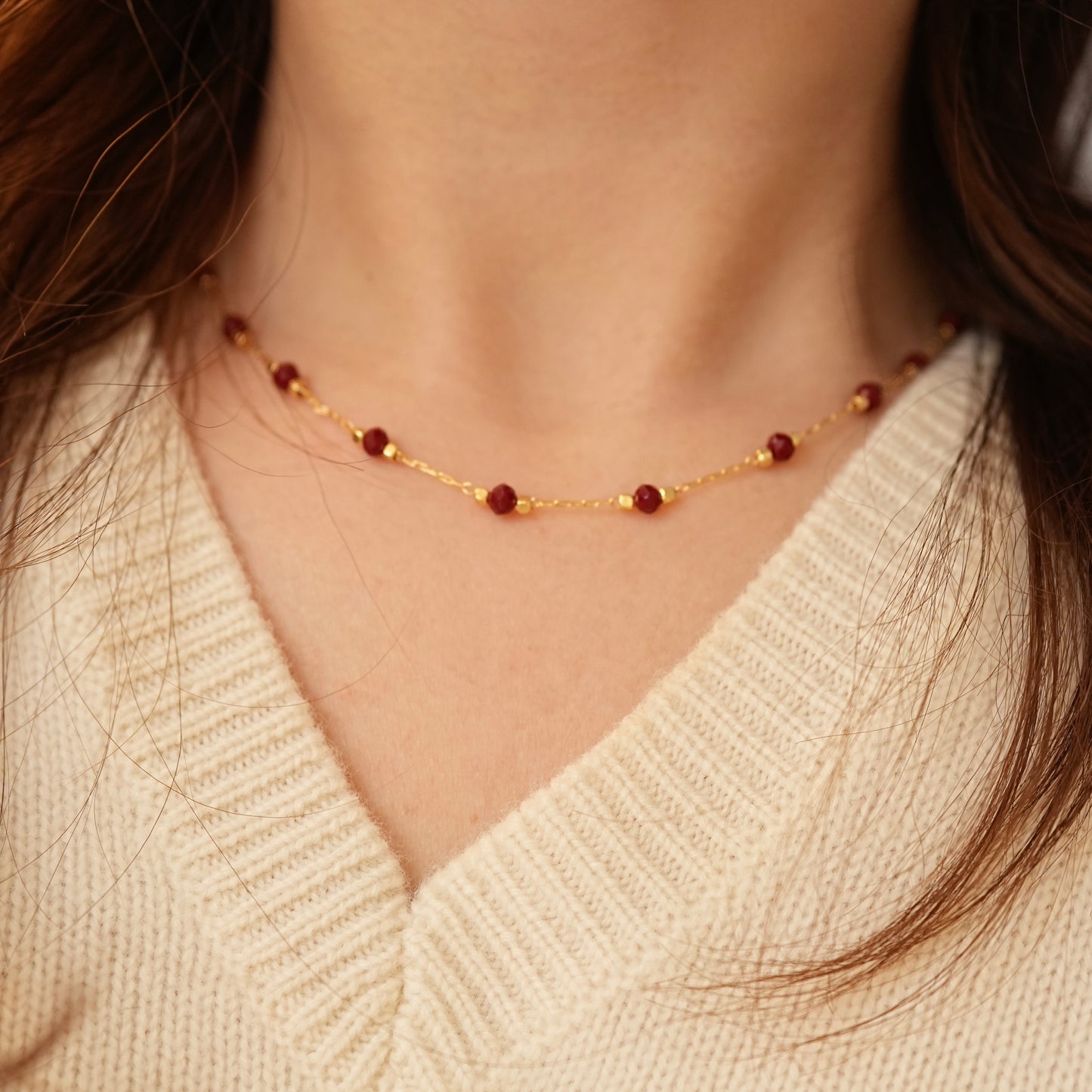 Luminous Rouge Golden Necklace