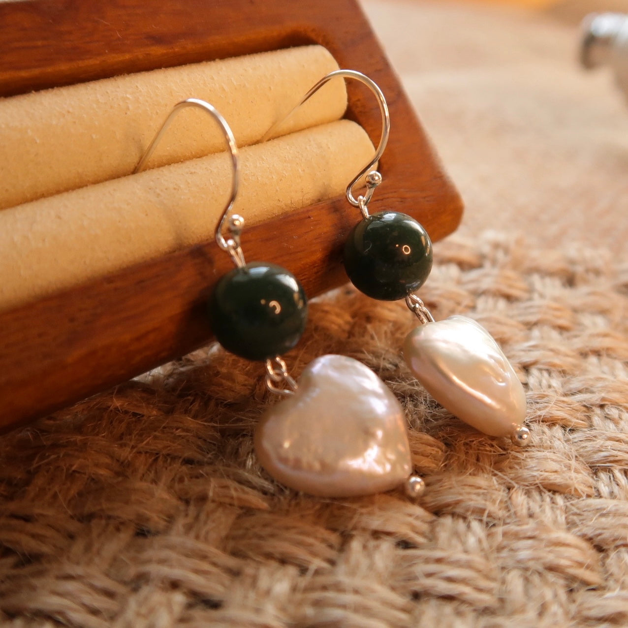 [Limited Edition] Green Agate Natural Baroque Heart-shape Ear Drops