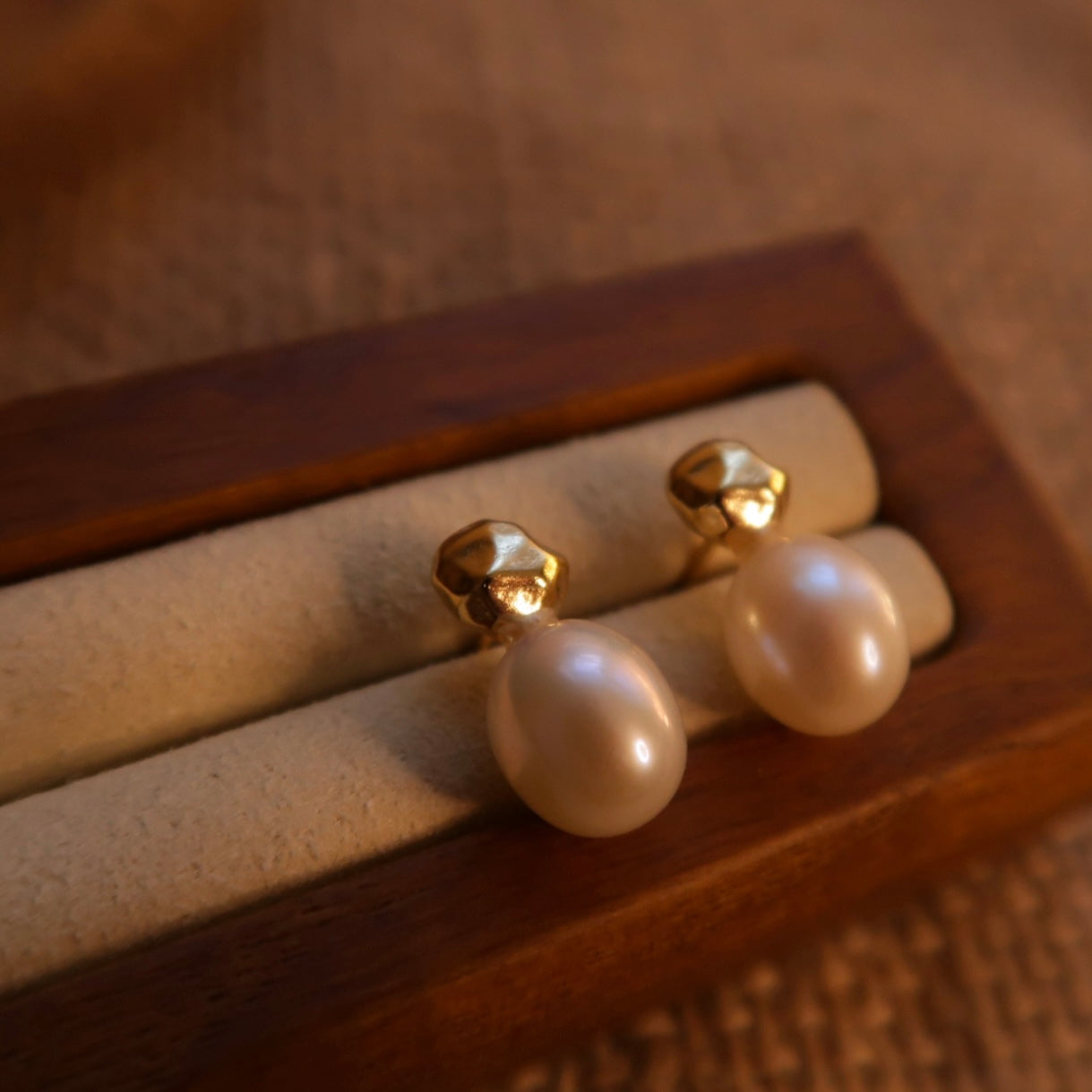 French Baguette Natural Pearl Earrings