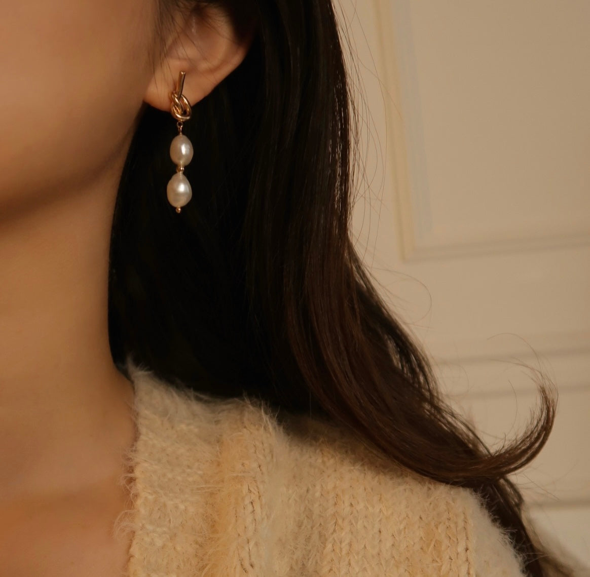 French-style Celestial Embrace Natural Baroque Ear Drops