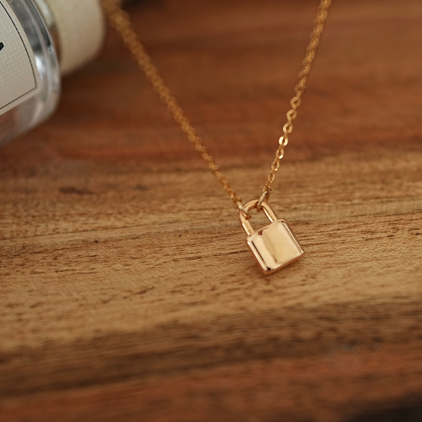 Minimalist Latch Golden Necklace