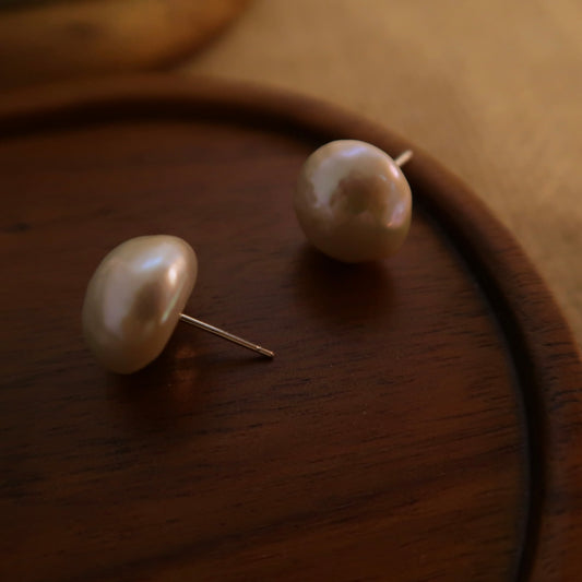 Mabe Iridescent Natural Pearl Studs