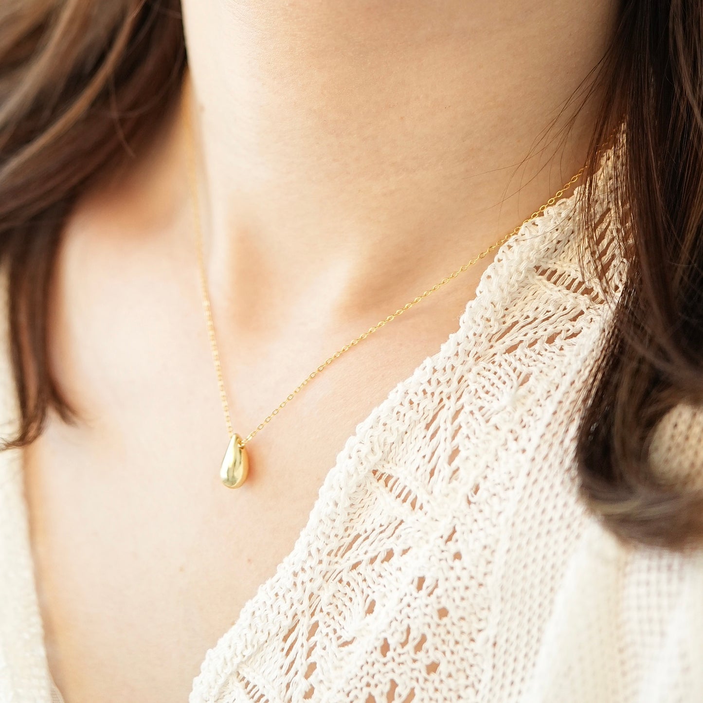 Minimalist Water Drop Golden Necklace