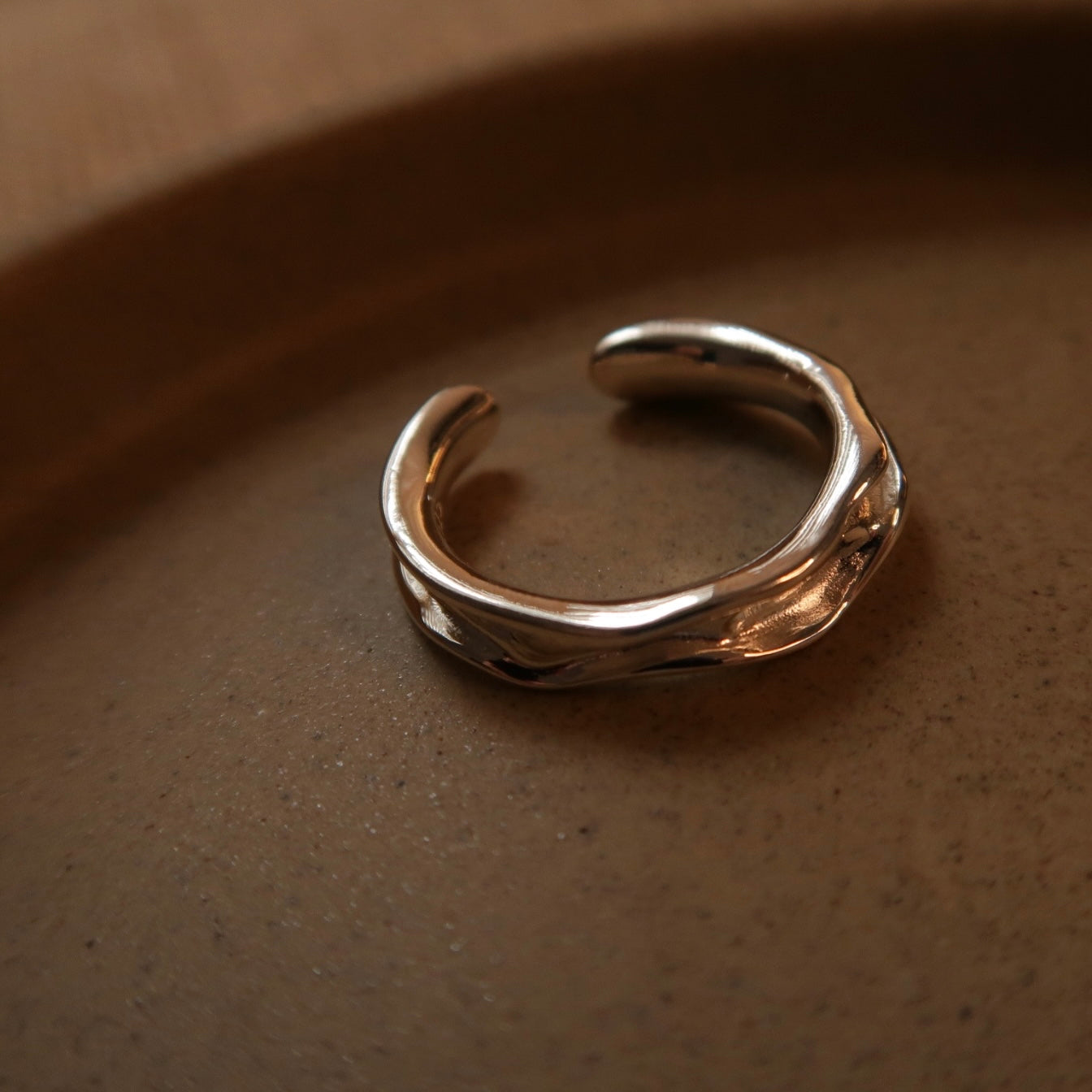 Silver Pleats Stream Ring