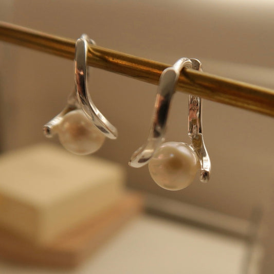 Silver Natural Pearl Earrings