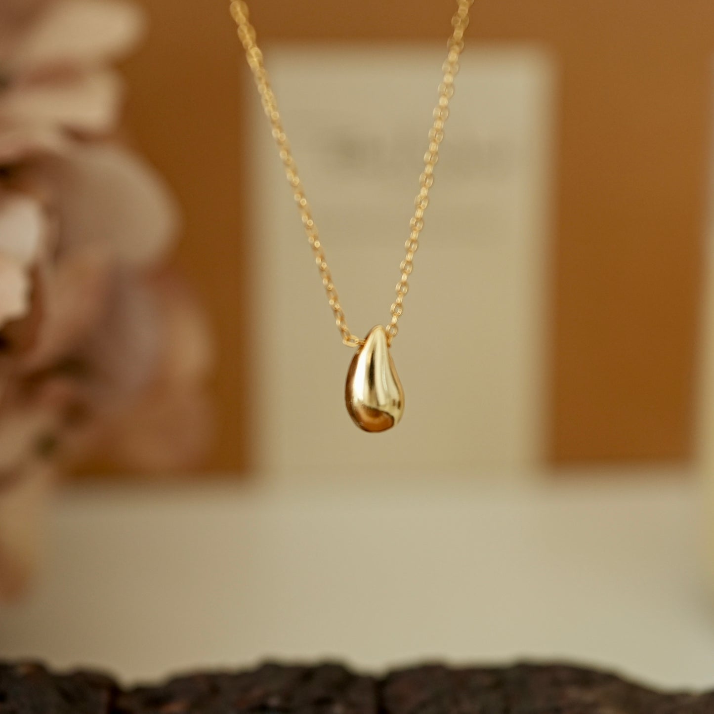 Minimalist Water Drop Golden Necklace