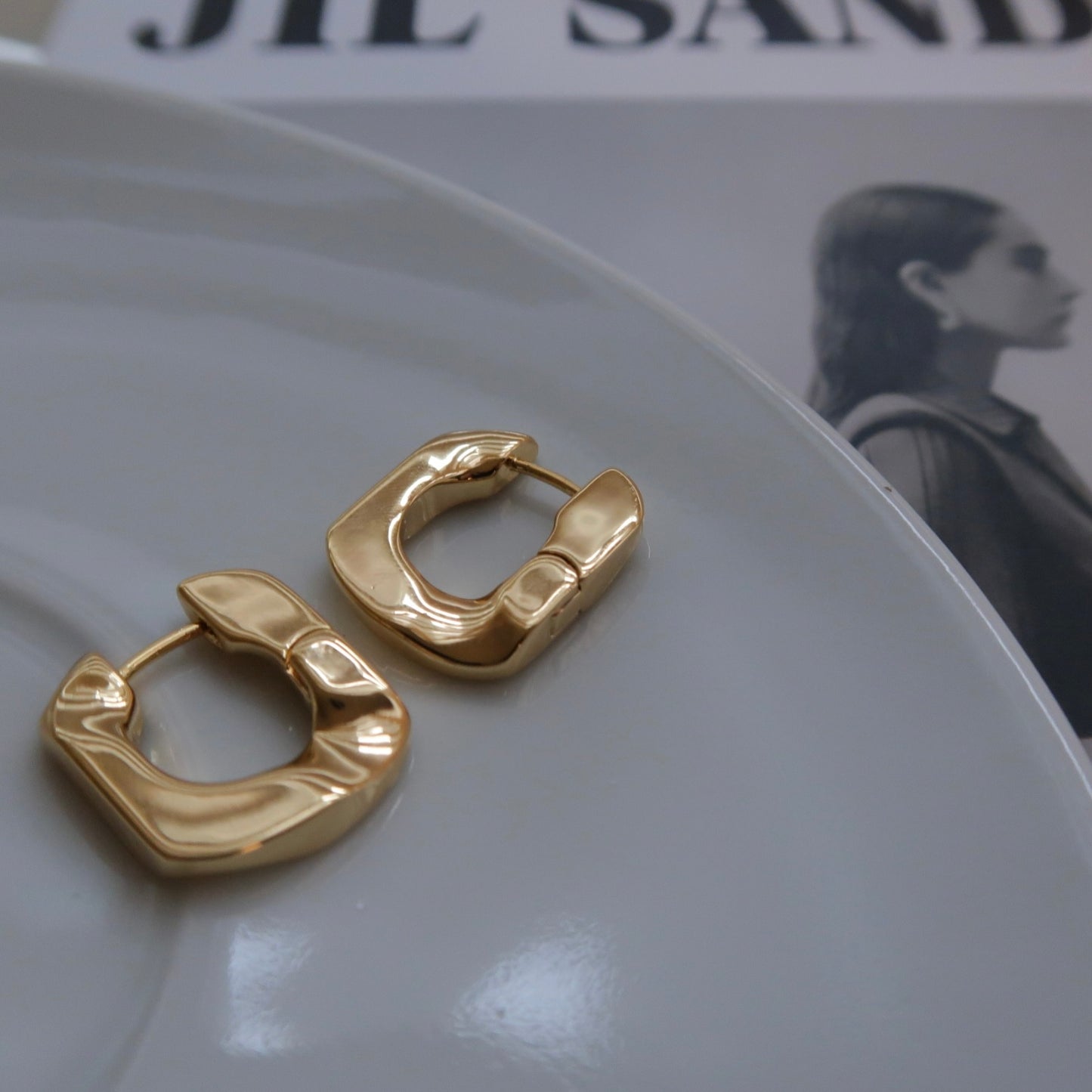 Golden Square Serenade Earrings