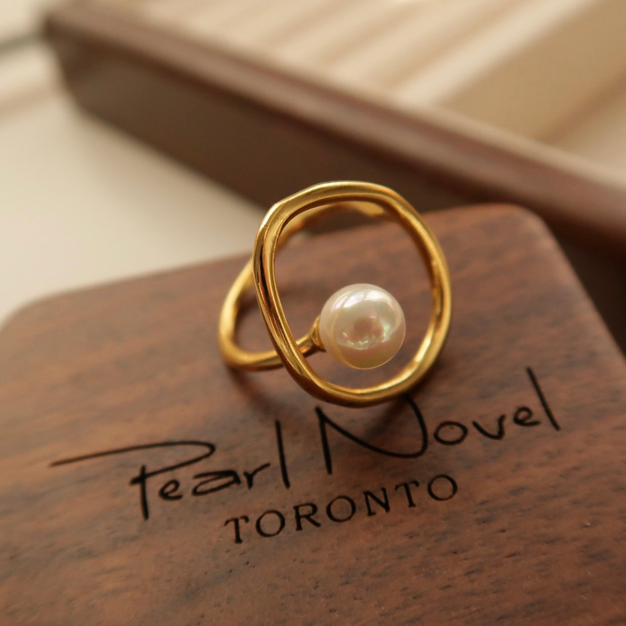 Golden Shell Pearl Open Ring