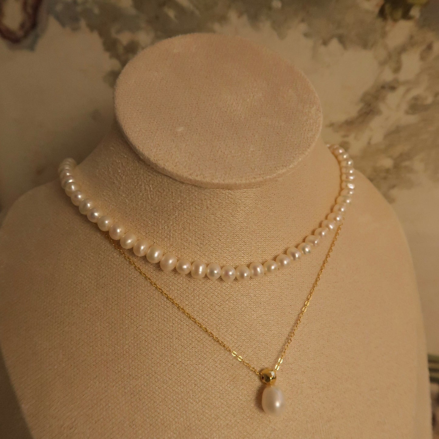 Minimalist Natural Pearl Necklace