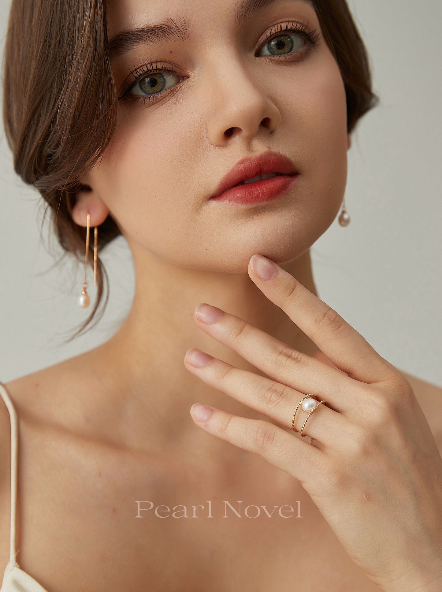 Classic Natual Pearl Threader Earrings