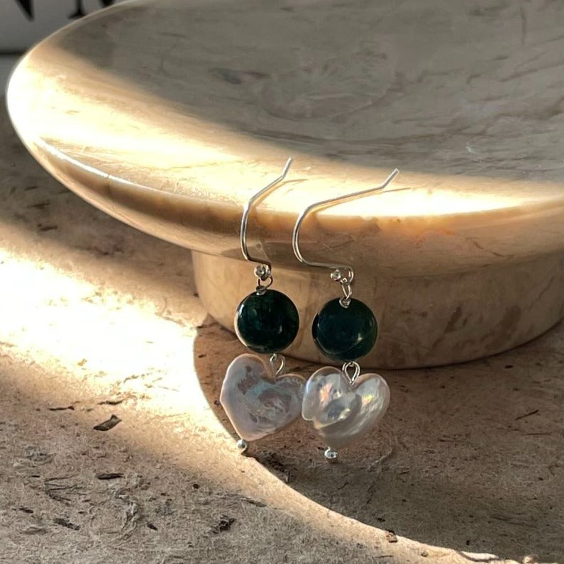 [Limited Edition] Green Agate Natural Baroque Heart-shape Ear Drops