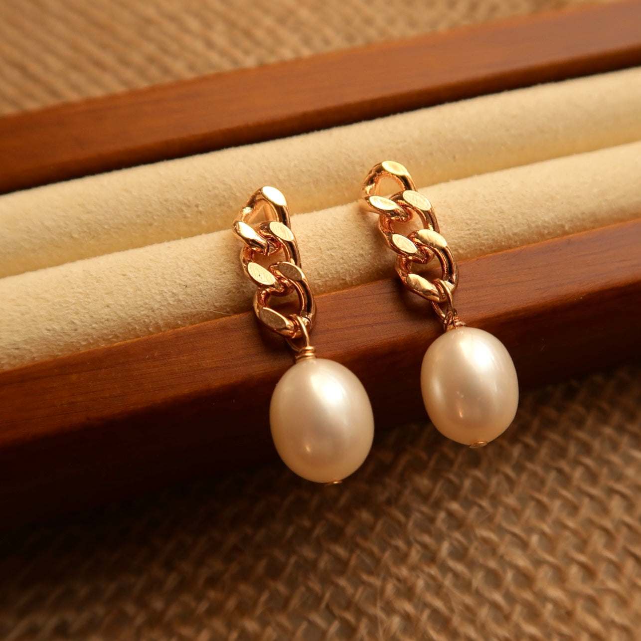 Golden Chain Natural Pearl Earrings