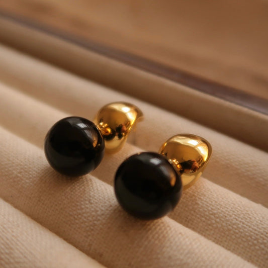 Midnight Rendezvou Black Agate Ear Drops