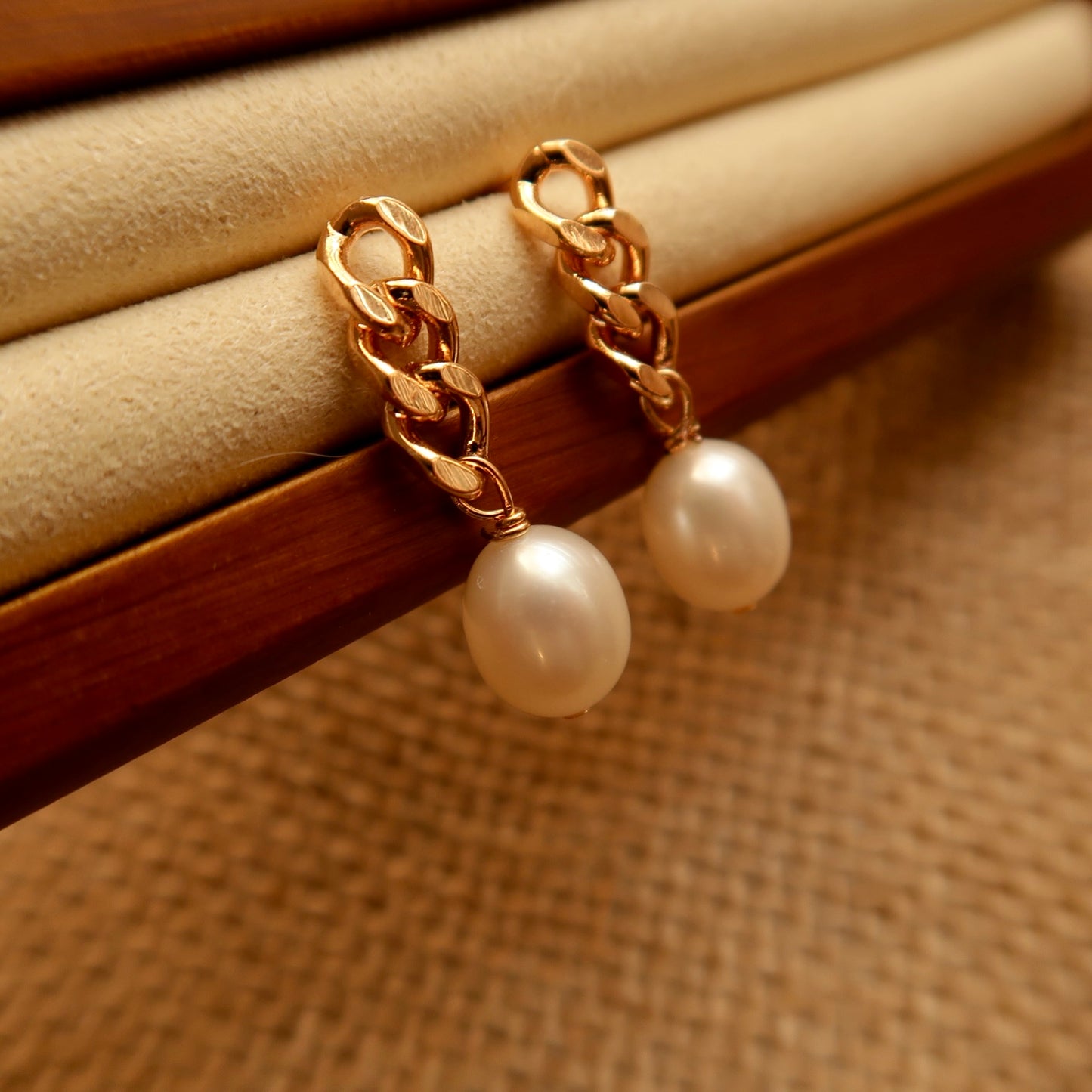 Golden Chain Natural Pearl Earrings