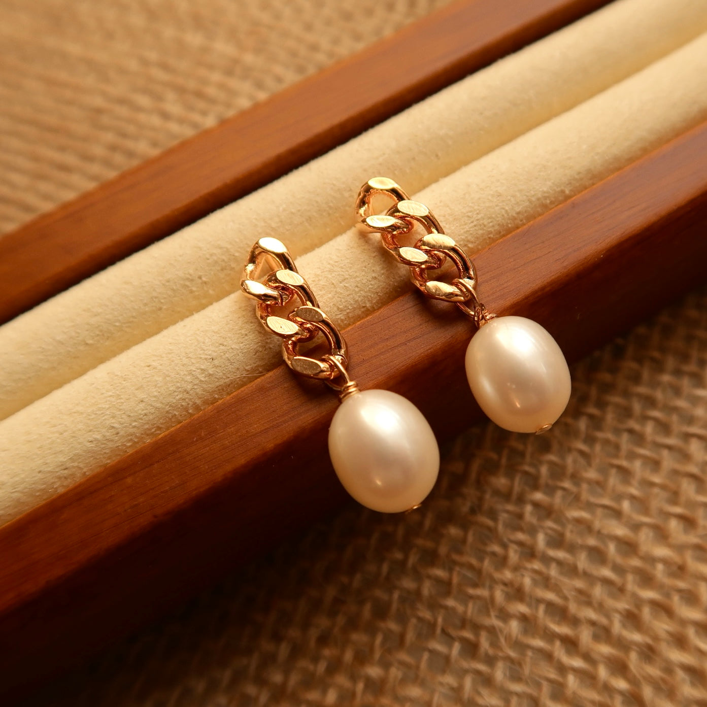 Golden Chain Natural Pearl Earrings